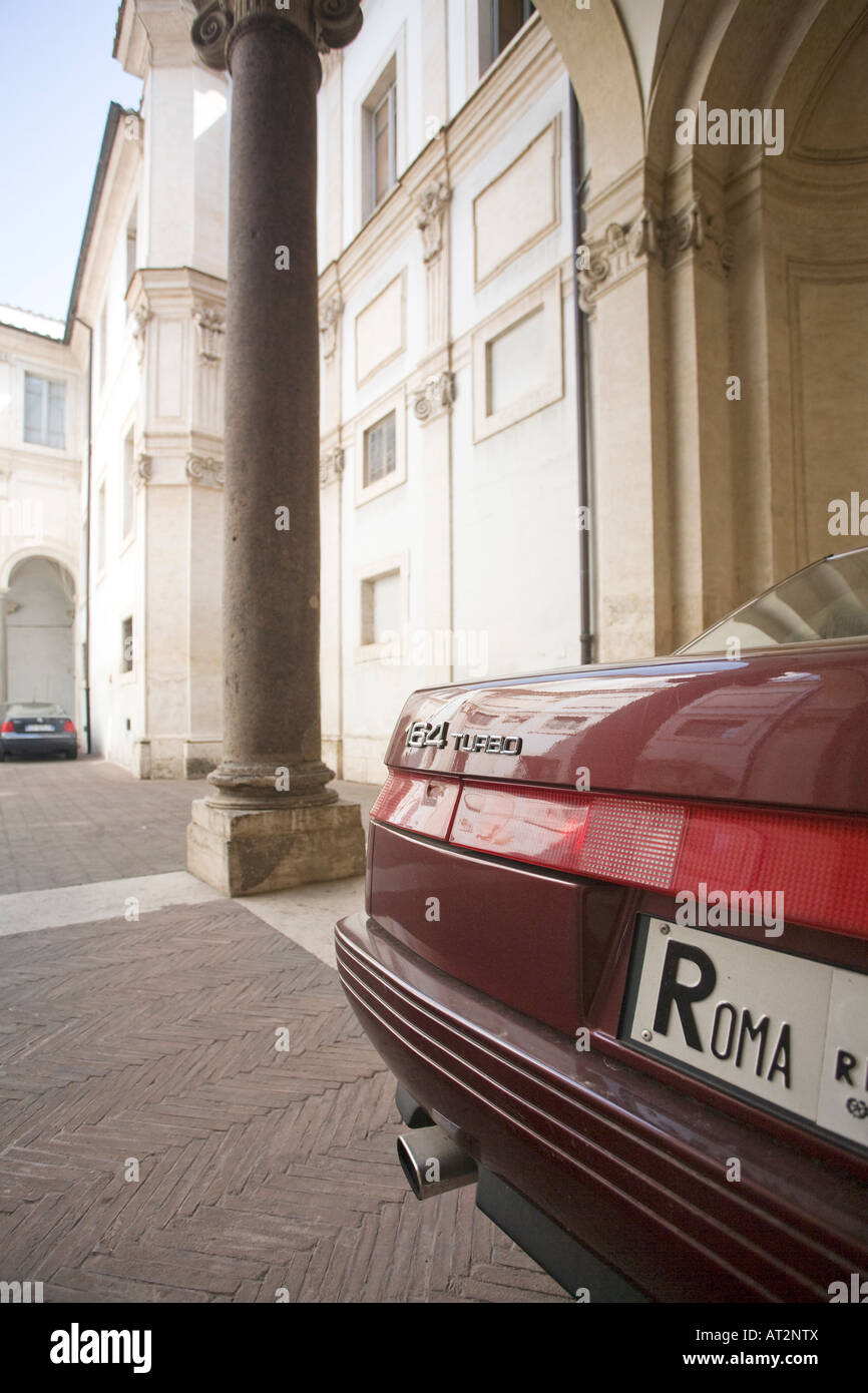 Numéro de la plaque d'une voiture avec le mot Roma, Rome, Italie Banque D'Images