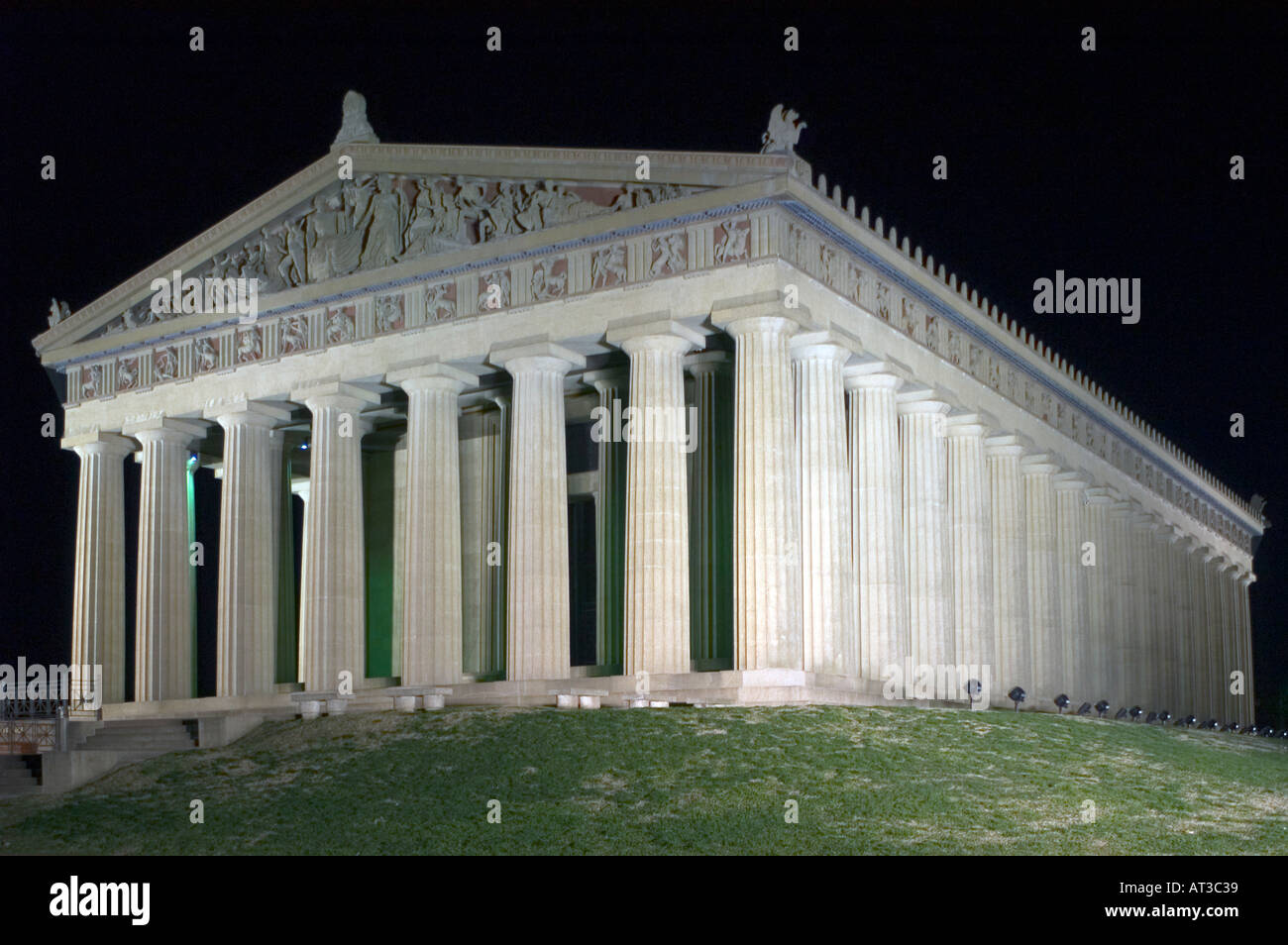 Modèle du Parthénon à Athènes Grèce situé dans le Centennial Park à Nashville, au Tennessee Banque D'Images