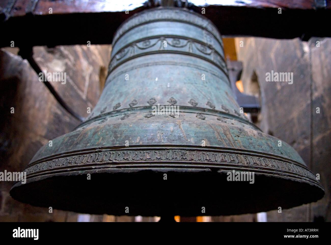 F L'Arcis ou Narciso, l'une des cloches de l'ensemble qui est encore joué au beffroi de la cathédrale de Valence Banque D'Images