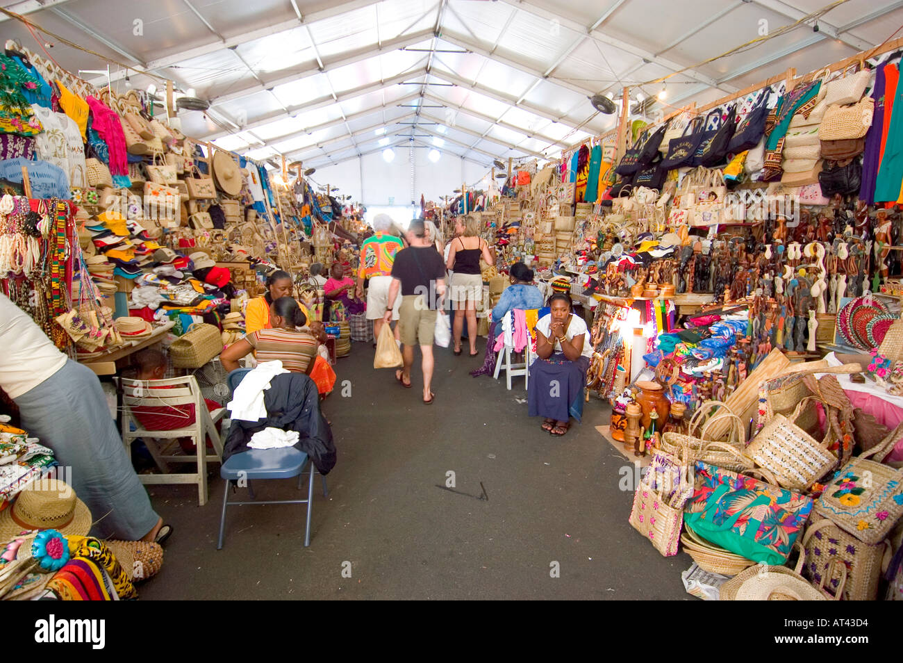 Le navire de croisière Carnival Fantasy s'arrête à Nassau dans les îles de Grand Bahama Banque D'Images