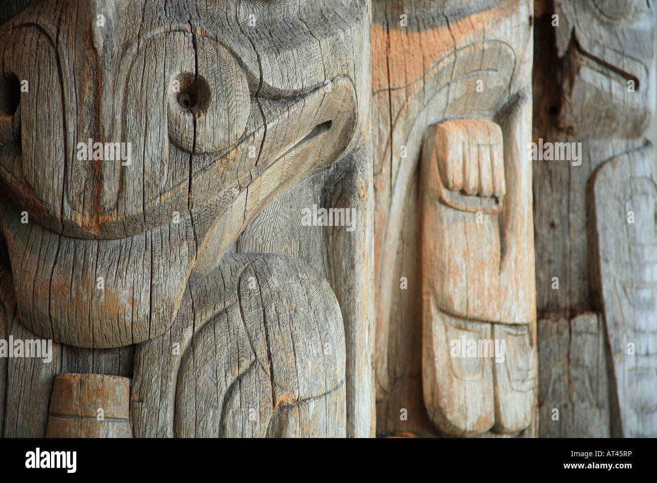 Les totems Museum of Anthropology University of British Columbia Vancouver BC Banque D'Images