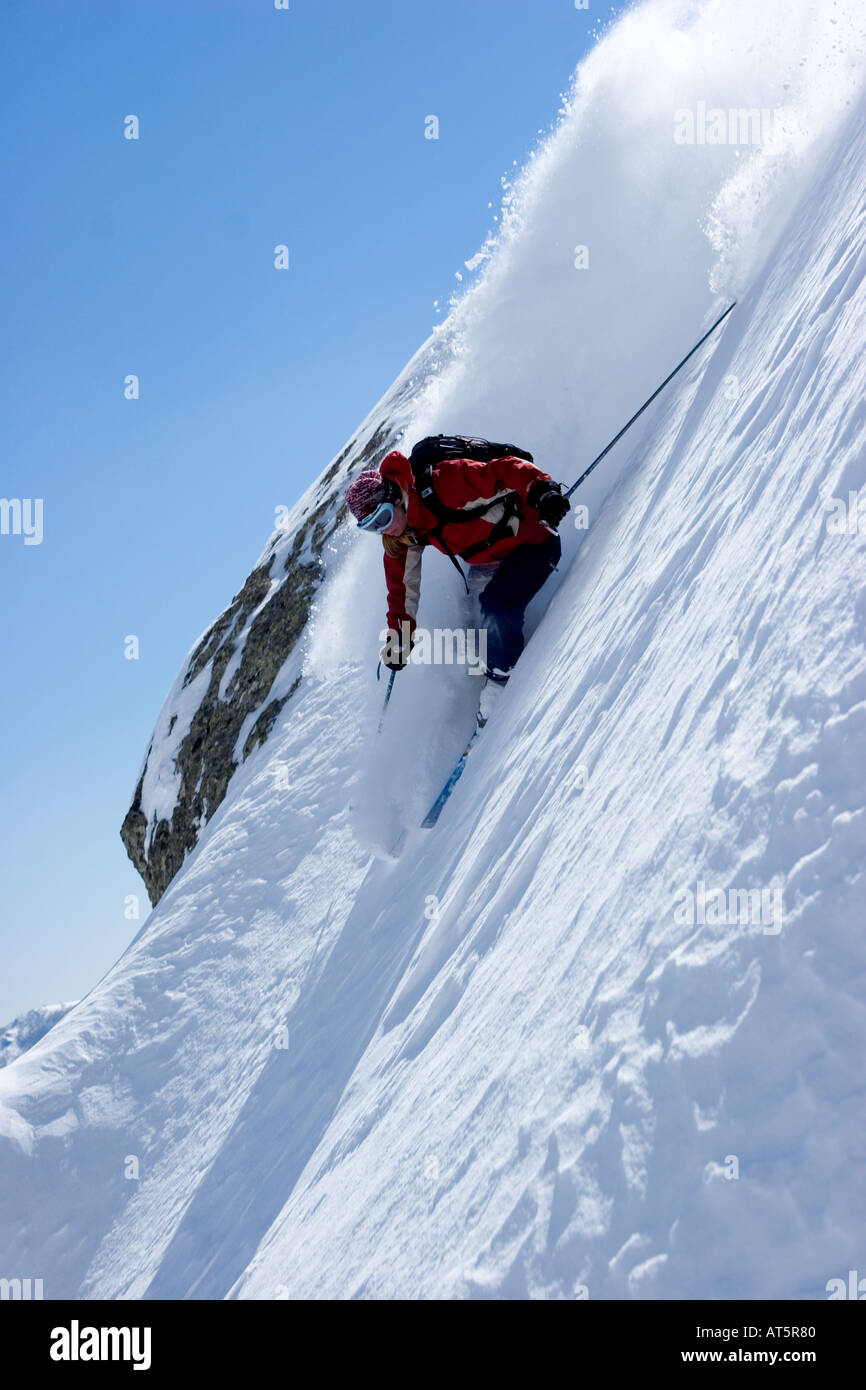 Ski hors piste dans la région de Campanelle Ghisonaccia Corse France Banque D'Images