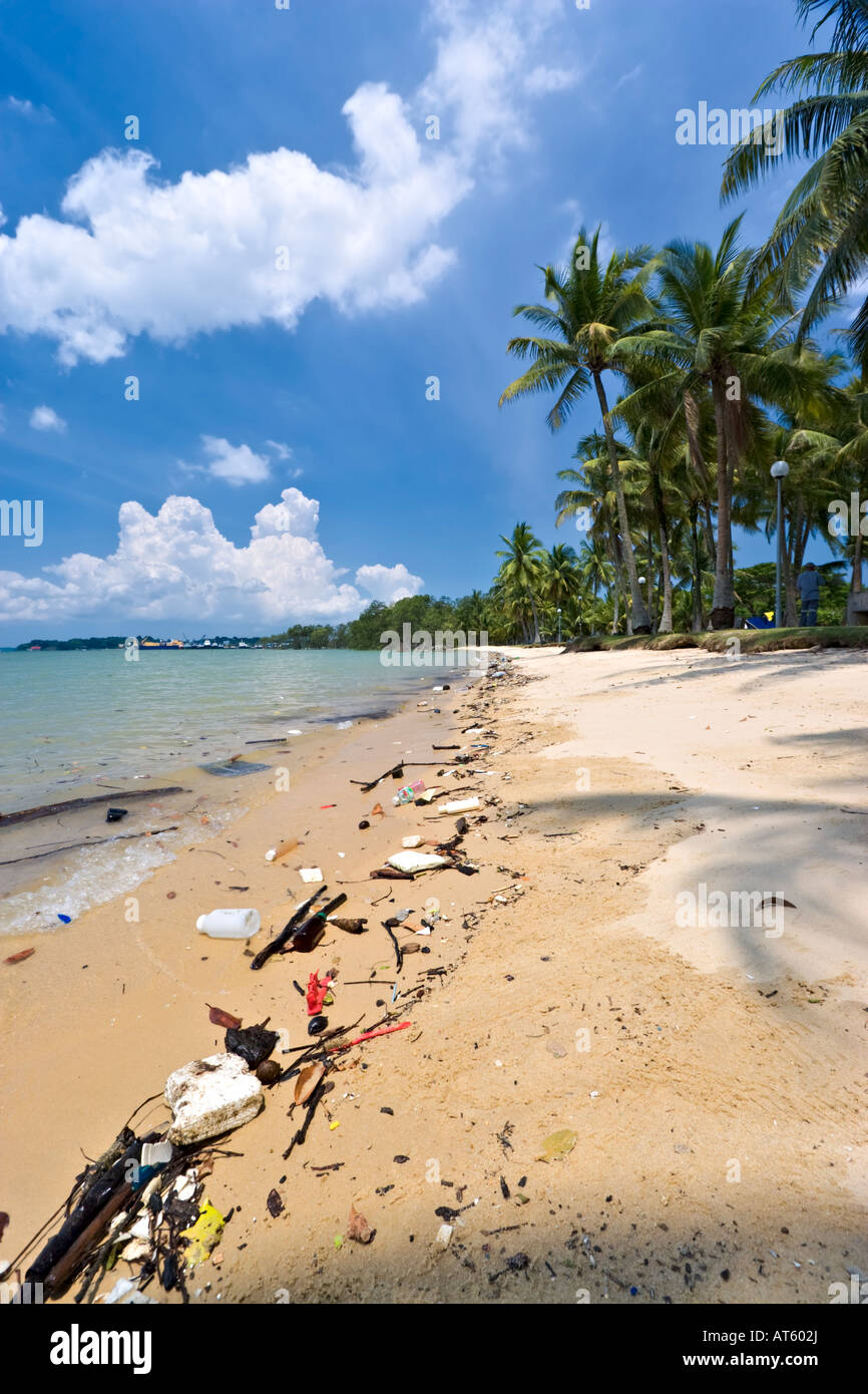 Pollution des plages Banque de photographies et d’images à haute ...