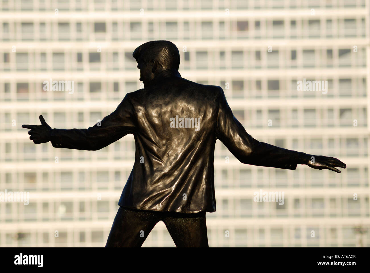 Statue de Liverpool né Billy Fury situé à Albert Dock Banque D'Images