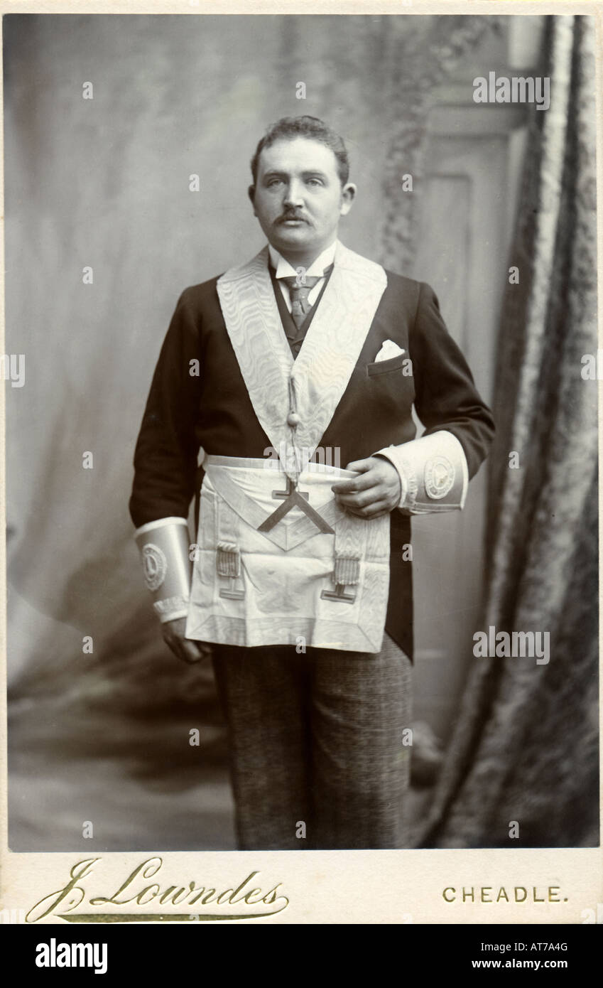 Victorian 1890 Carte du Cabinet photographie d'un Franc-maçon par J Lowndes de Cheadle Stoke-on-Trent Staffordshire Banque D'Images