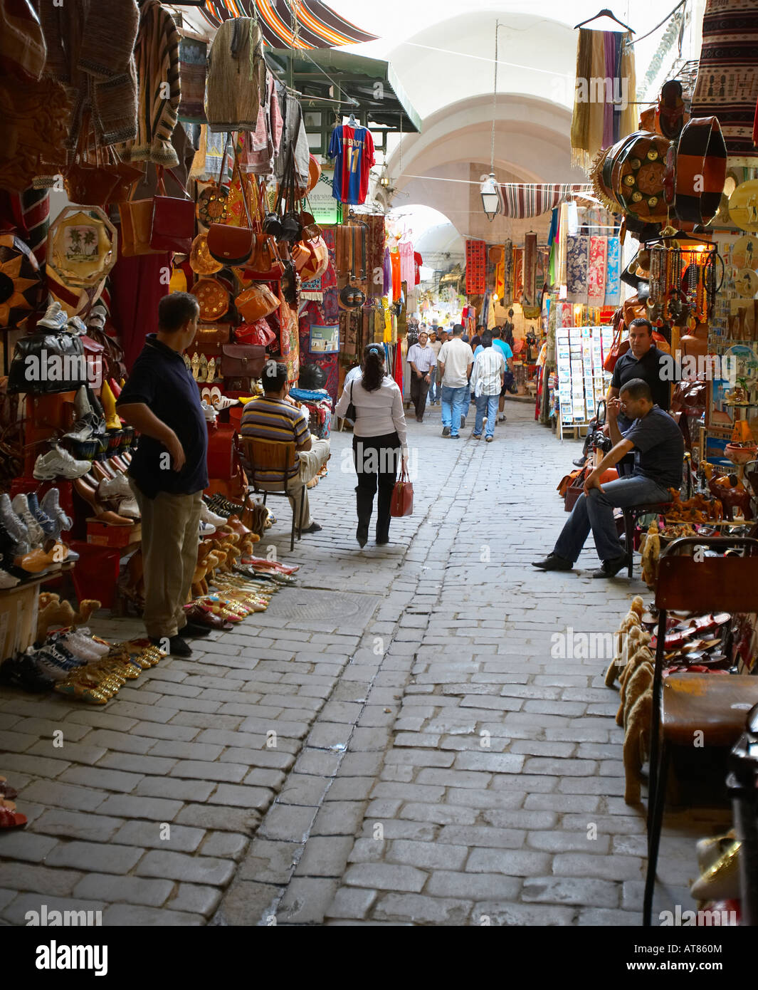 Souk tunis Banque de photographies et d’images à haute résolution - Alamy