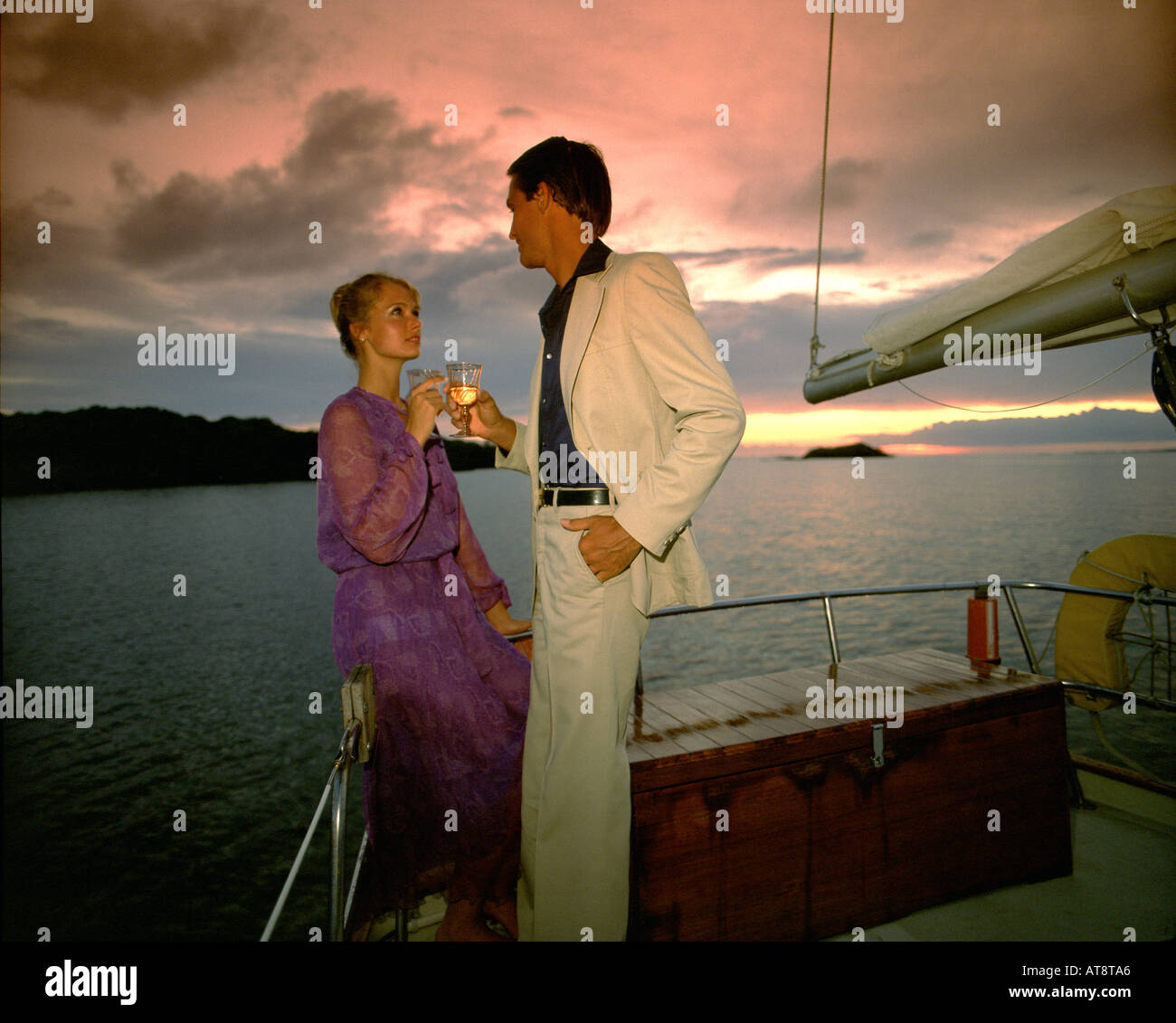 B -Les BAHAMAS : soirée romantique à bord du yacht de luxe Banque D'Images