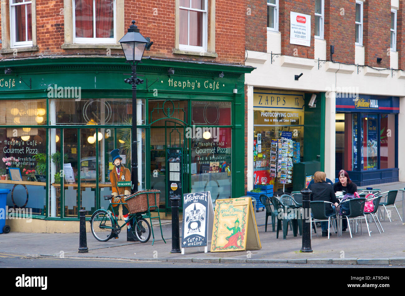 Glastonbury Heaphy s Cafe à Market Place Banque D'Images