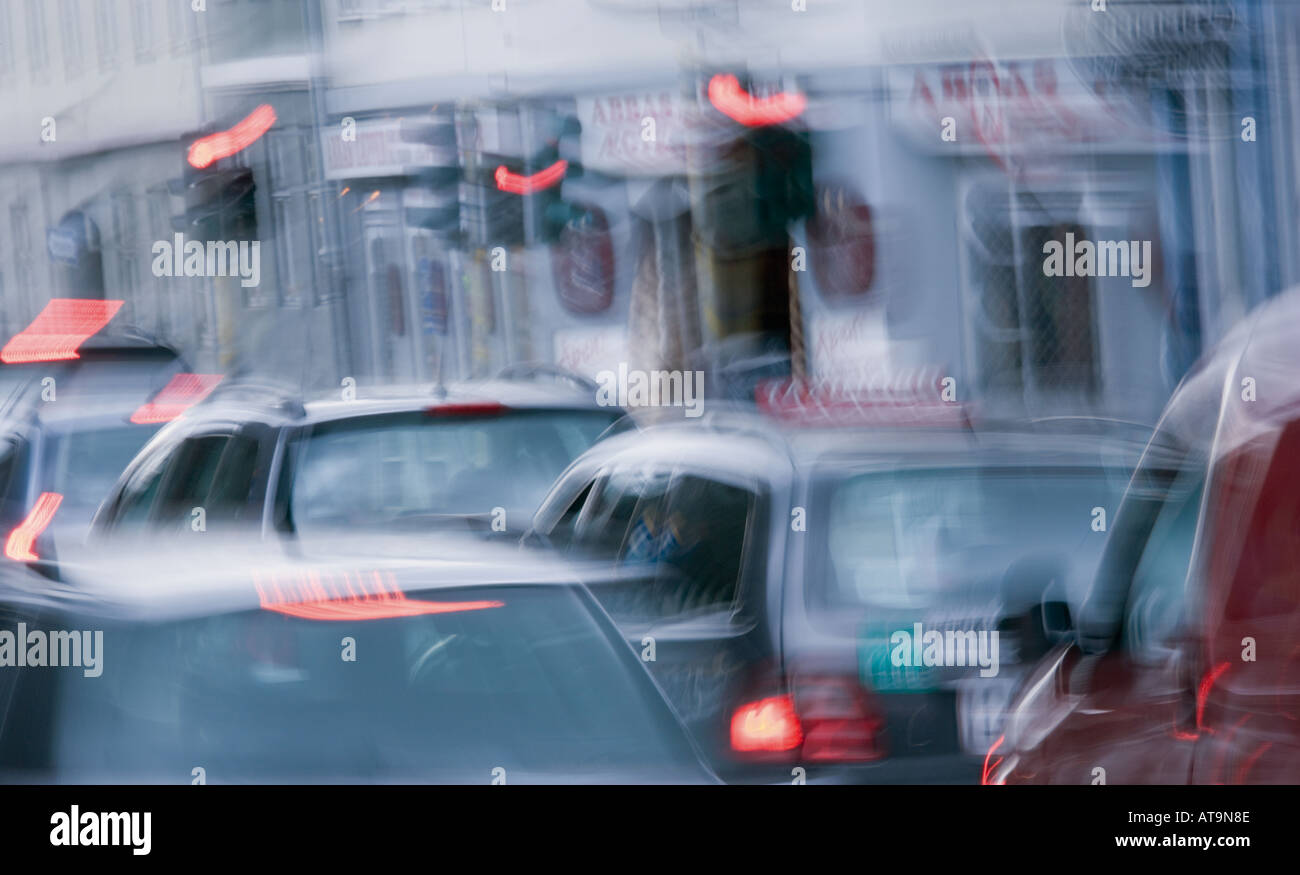 La circulation intense en ville rue Banque D'Images