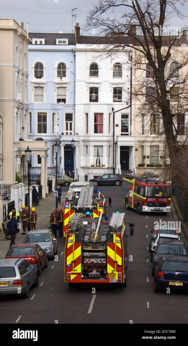 Pompiers participant à un incident, London, England, UK Banque D'Images