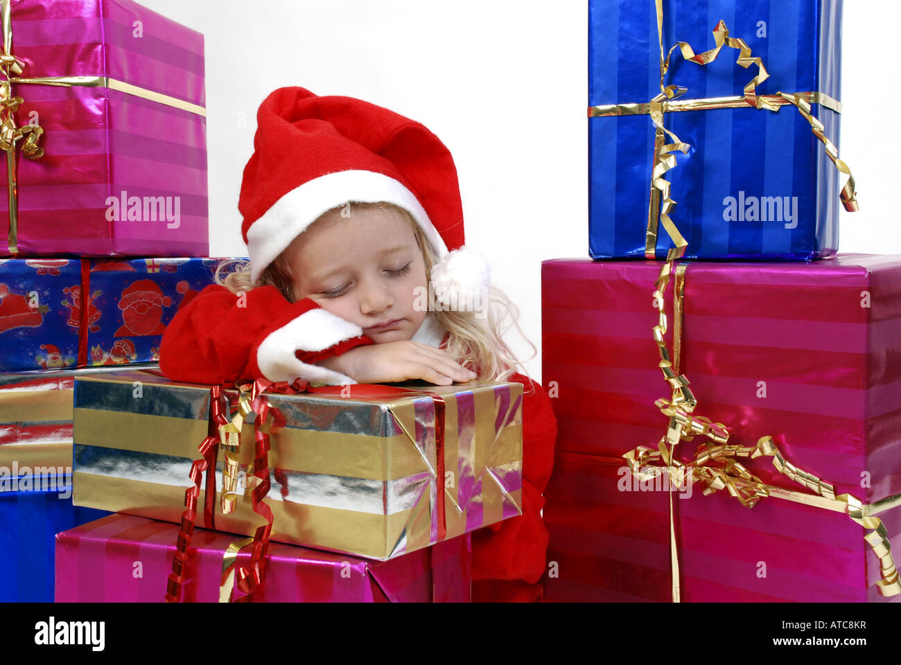 Fille de noël avec présente Banque D'Images