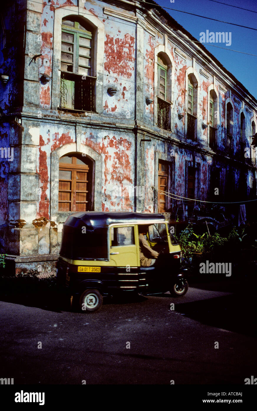 Autorickshaw dans Panjim, Goa, Inde Banque D'Images