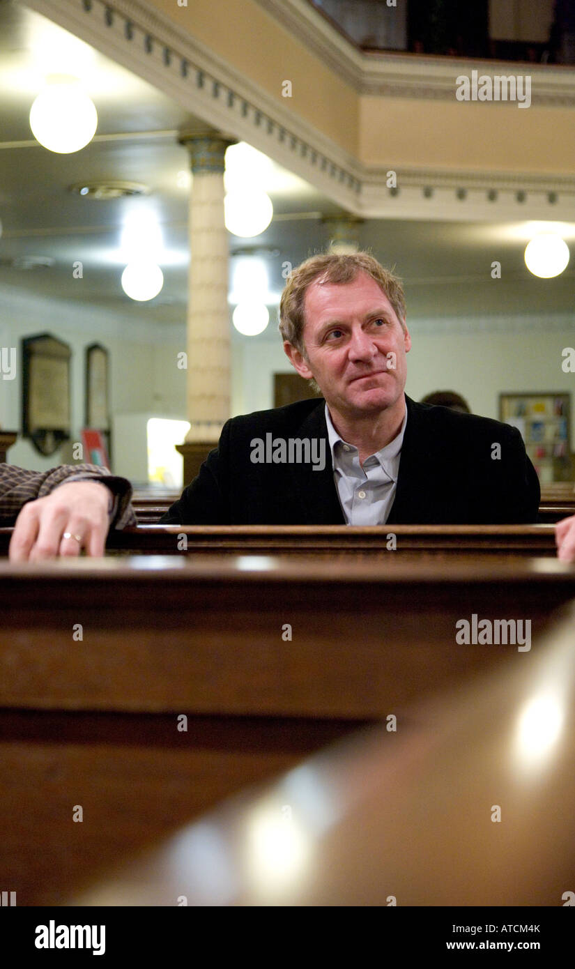 Andrew Motion assiste à la justice Logement événement de collecte de fonds de bienfaisance pour l'itinérance dans le Royaume-Uni Londres St Pancras Banque D'Images