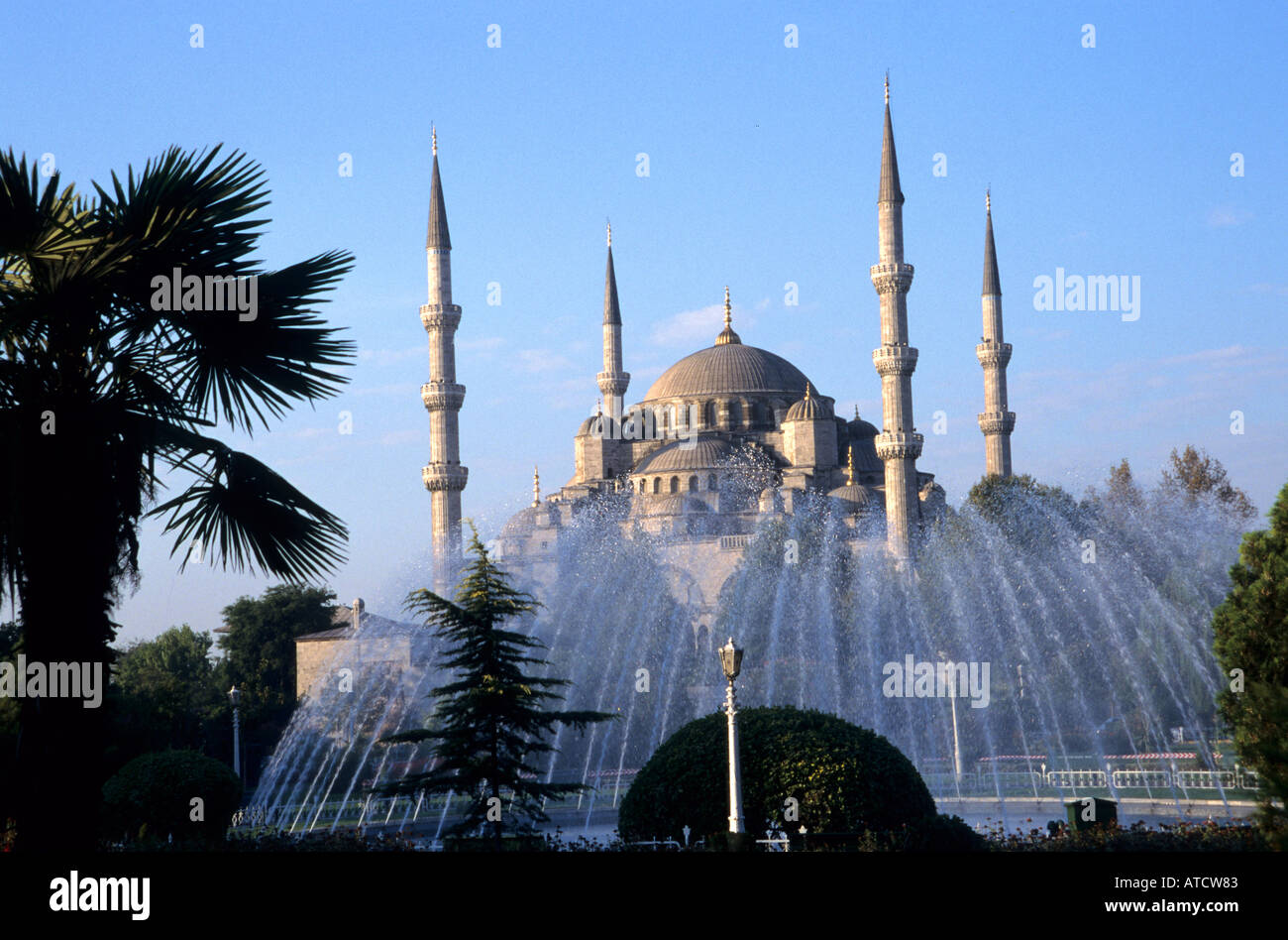 Istanbul Turquie Mosquée Bleue Sultan Ahmet Camil fontaine Banque D'Images