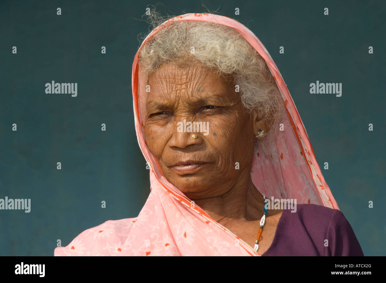 Indian Farmer Woman Portrait Banque D'Images