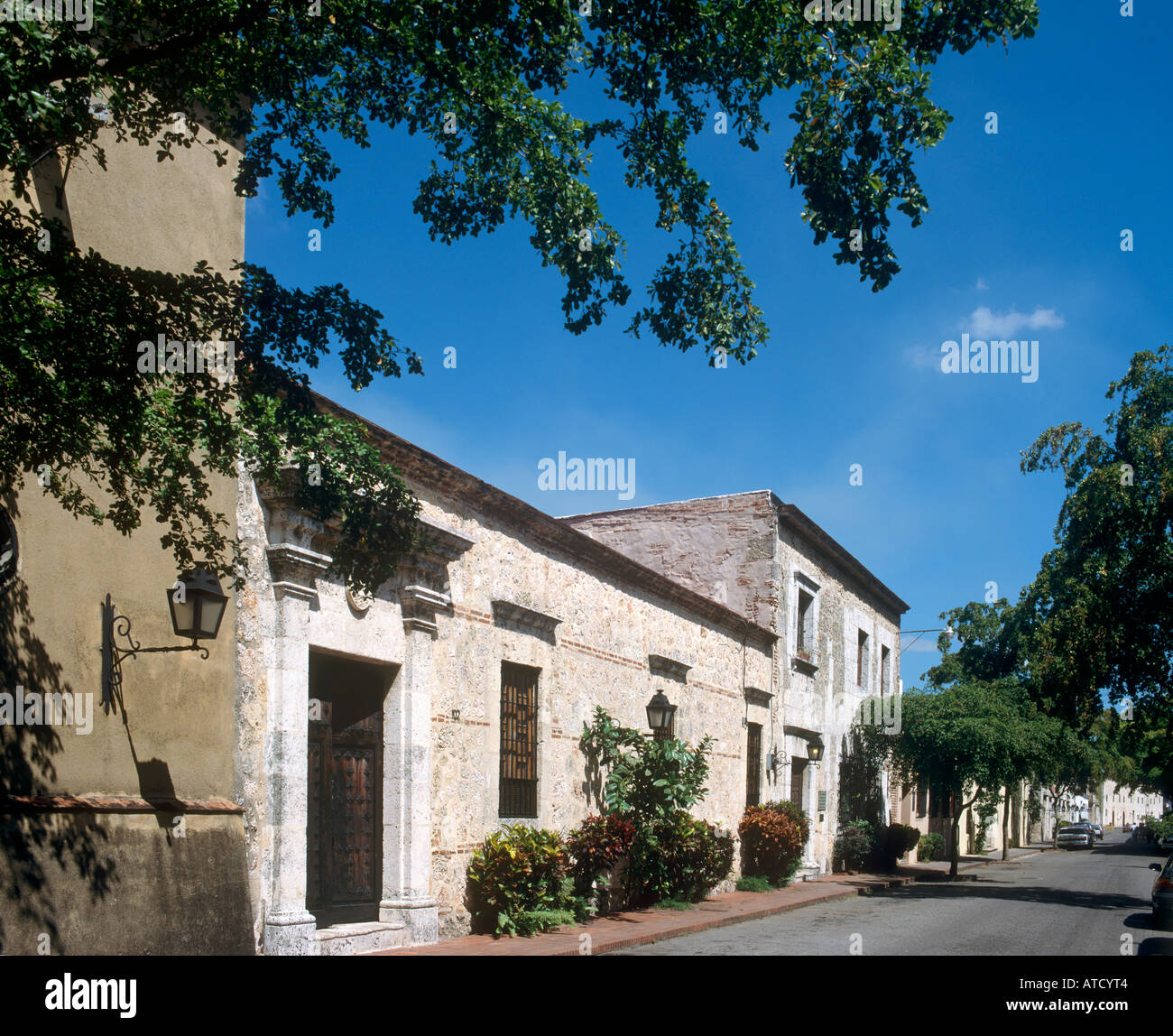 La rue historique de la Calle de las Damas dans la ville coloniale, Santo Domingo, République dominicaine, Caraïbes Banque D'Images