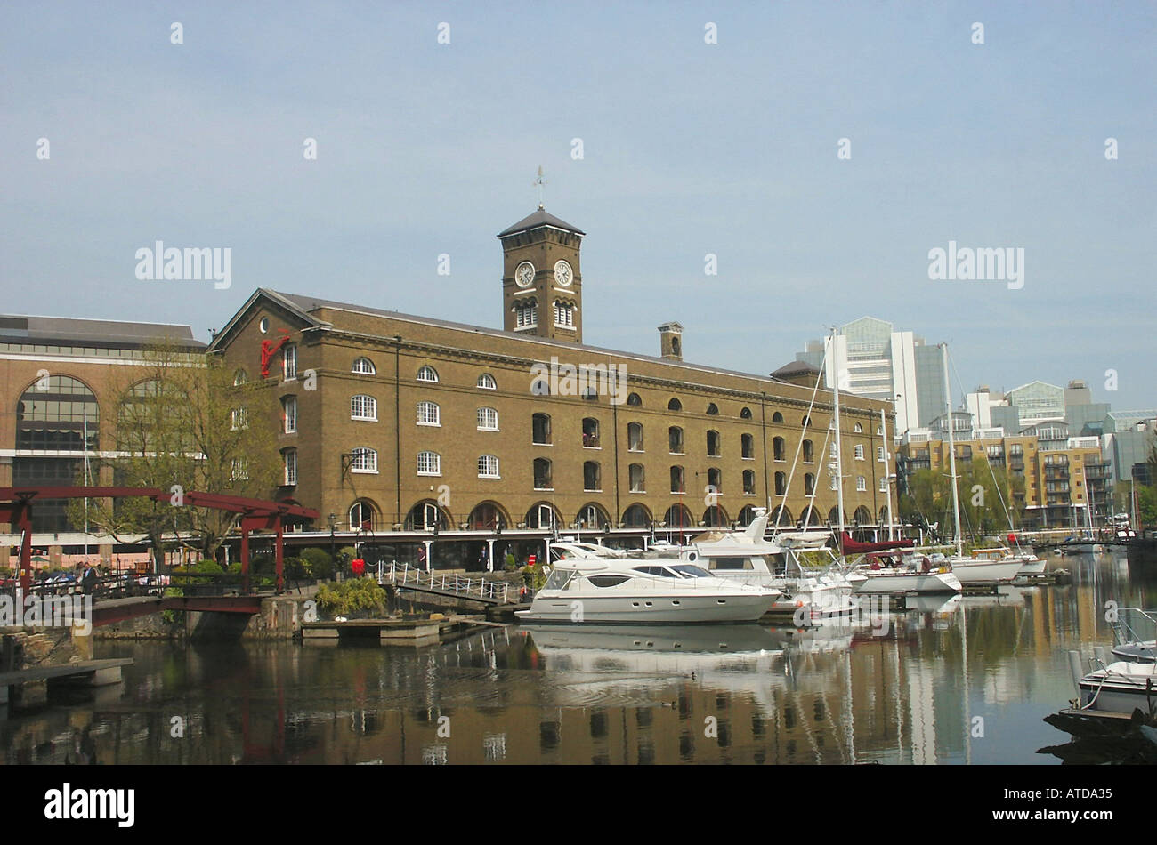 St Katharine Docks Londres Angleterre Banque D'Images