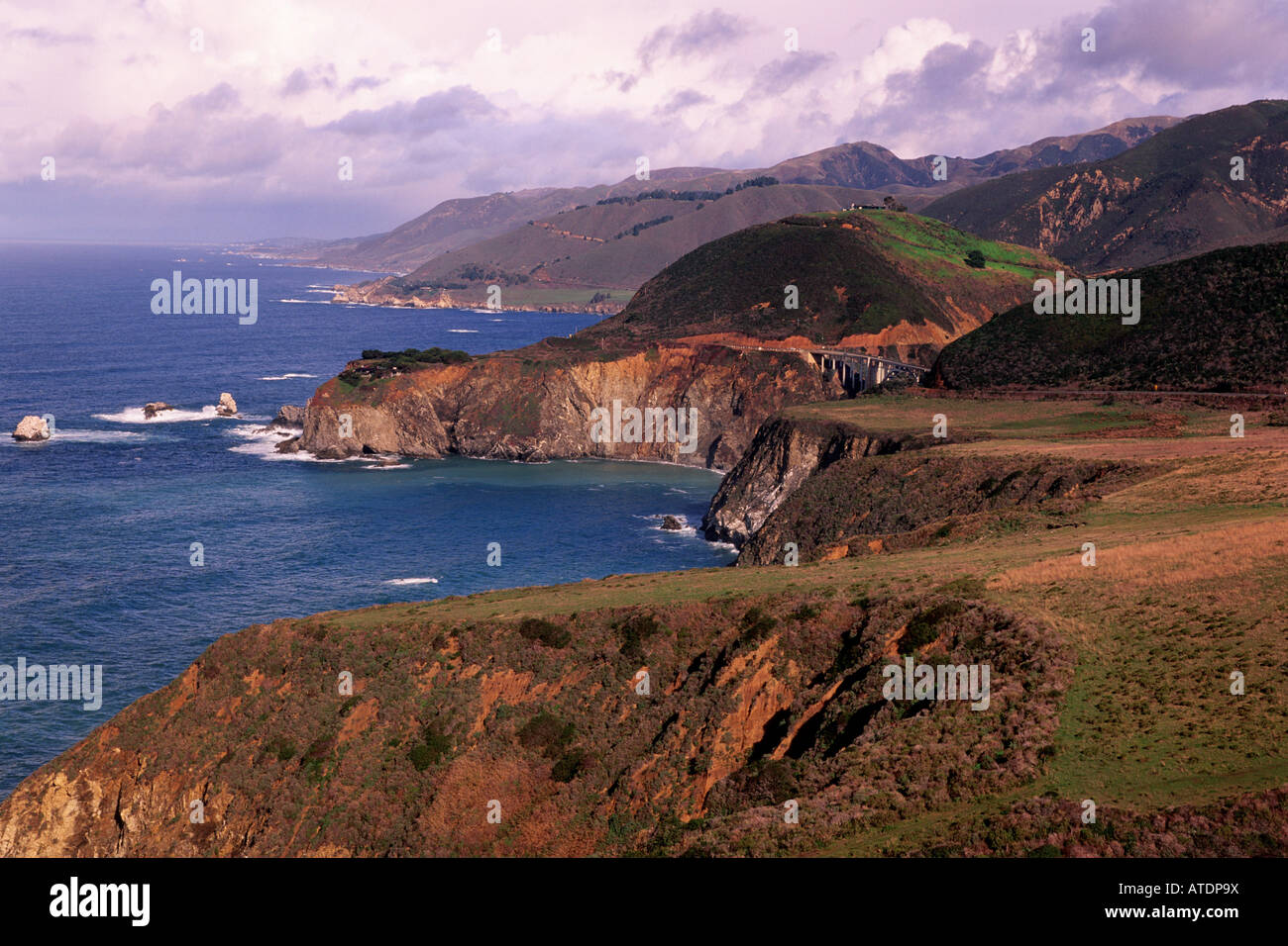 La côte de Big Sur en Californie, est connue pour ses paysages pittoresques robuste Banque D'Images