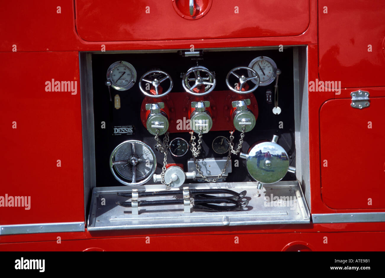 Incendie à un véhicule vintage rally Banque D'Images