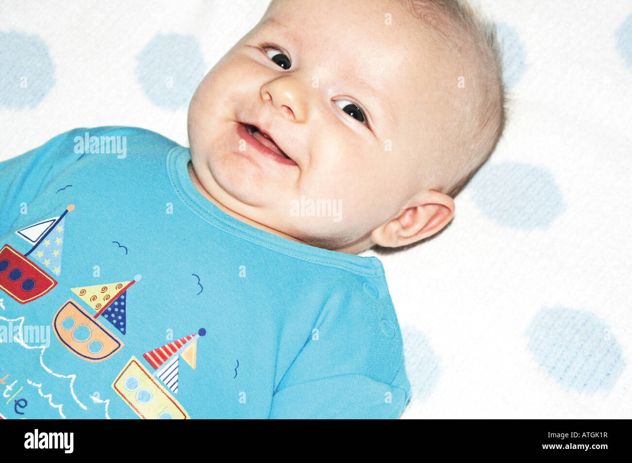 Cute Baby Boy grin Banque D'Images