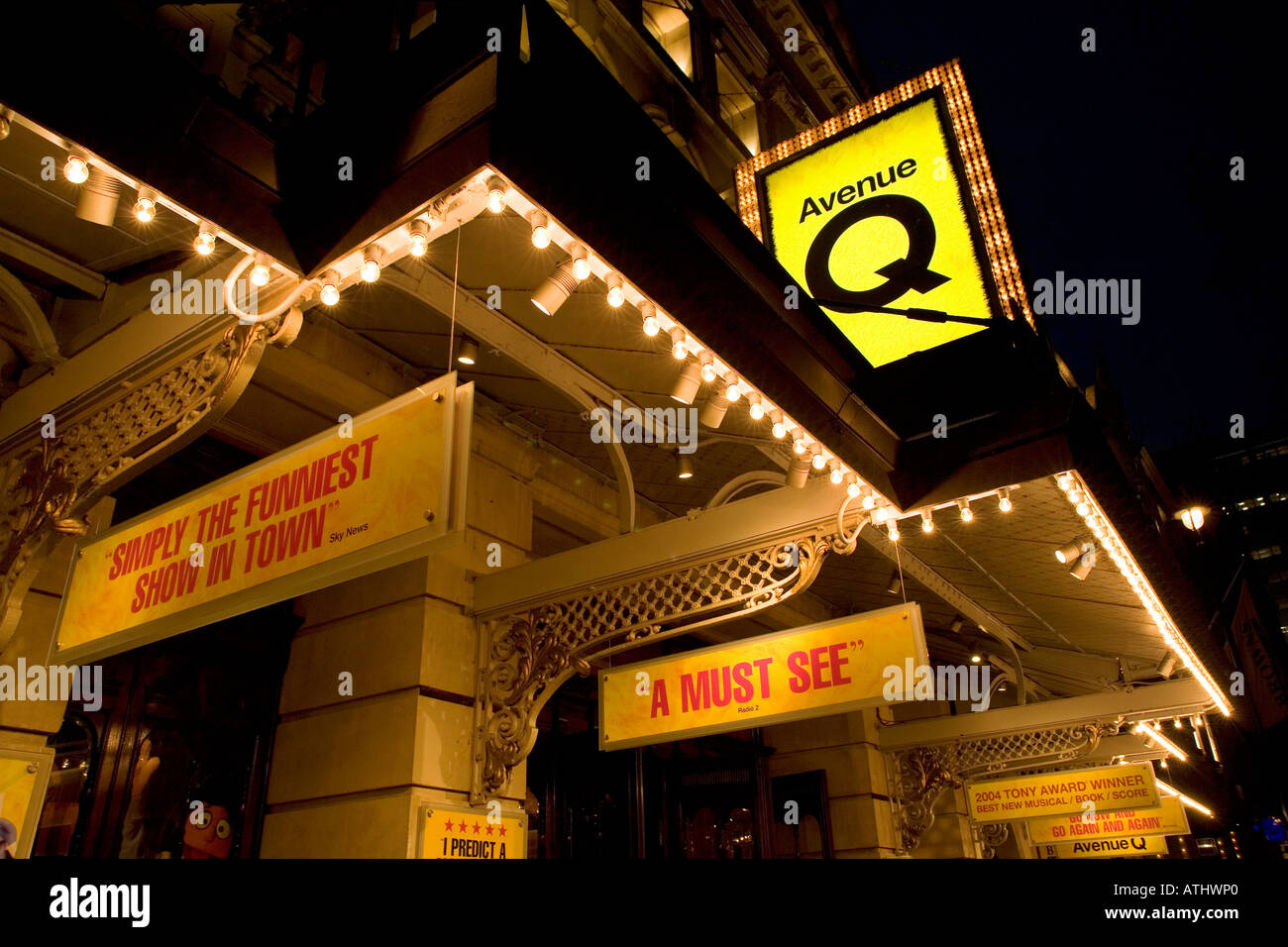 Avenue Q au Noel Coward Theatre à St Martins Lane London England Banque D'Images