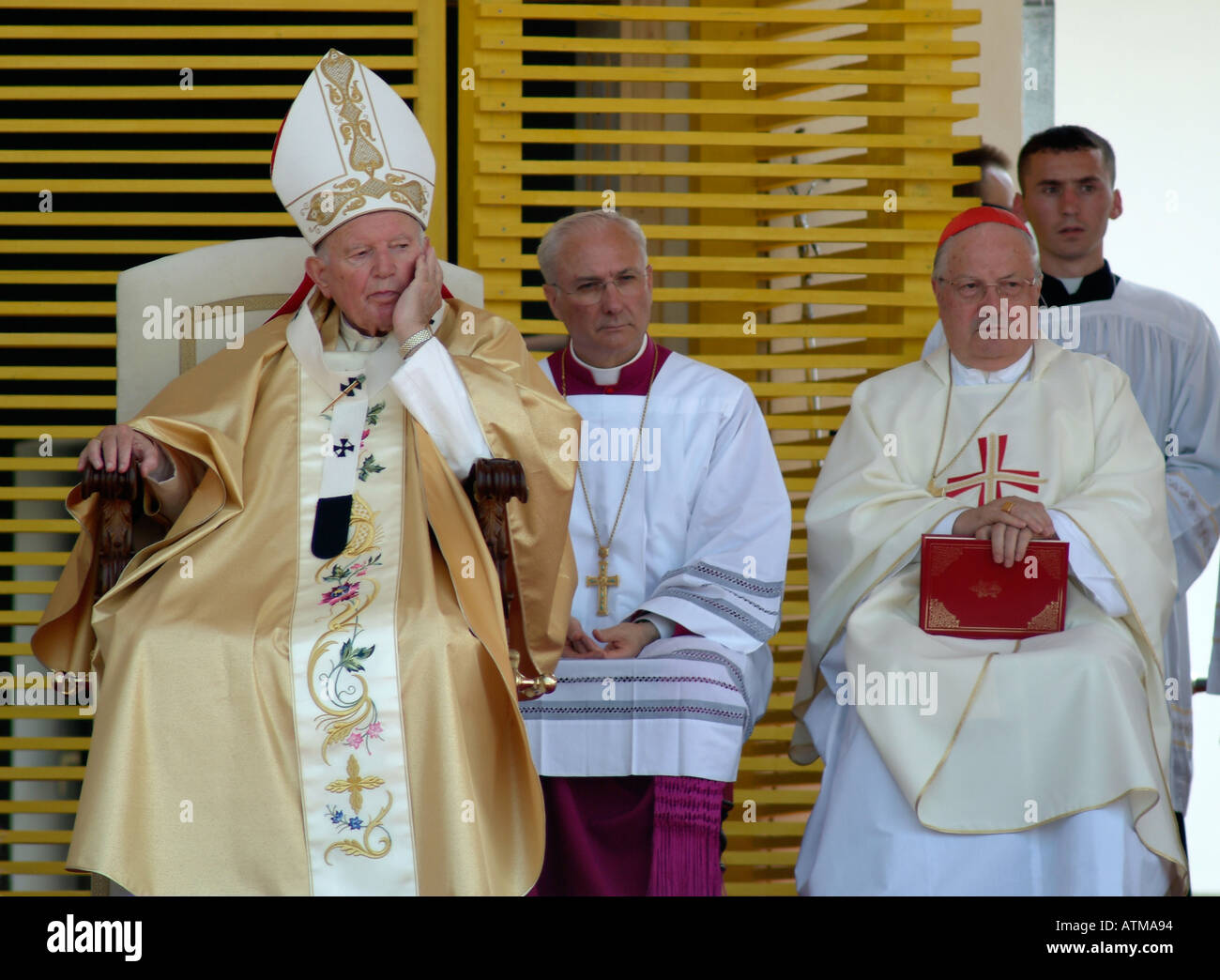 Le Pape Jean Paul II durant sa visite en 2005 Historique des Serbes de la République de Bosnie Herzégovine Banque D'Images