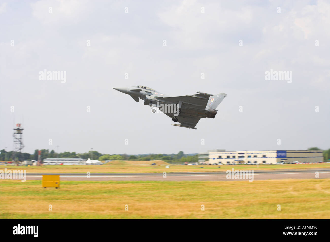 Le typhon Eurofighter de la RAF prend son décollage Banque D'Images