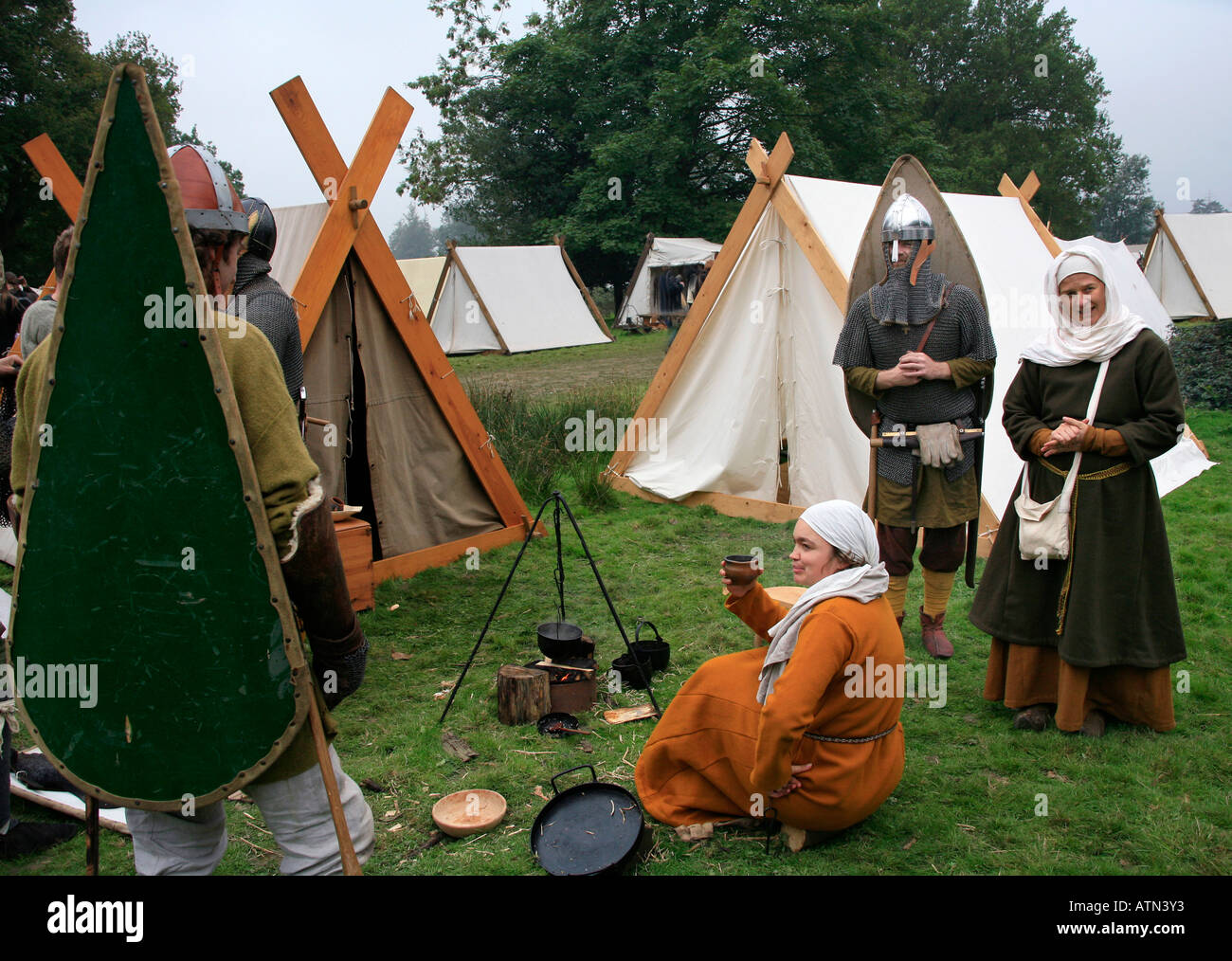 Village de campement à la bataille de Hastings, Angleterre 1066 Banque D'Images