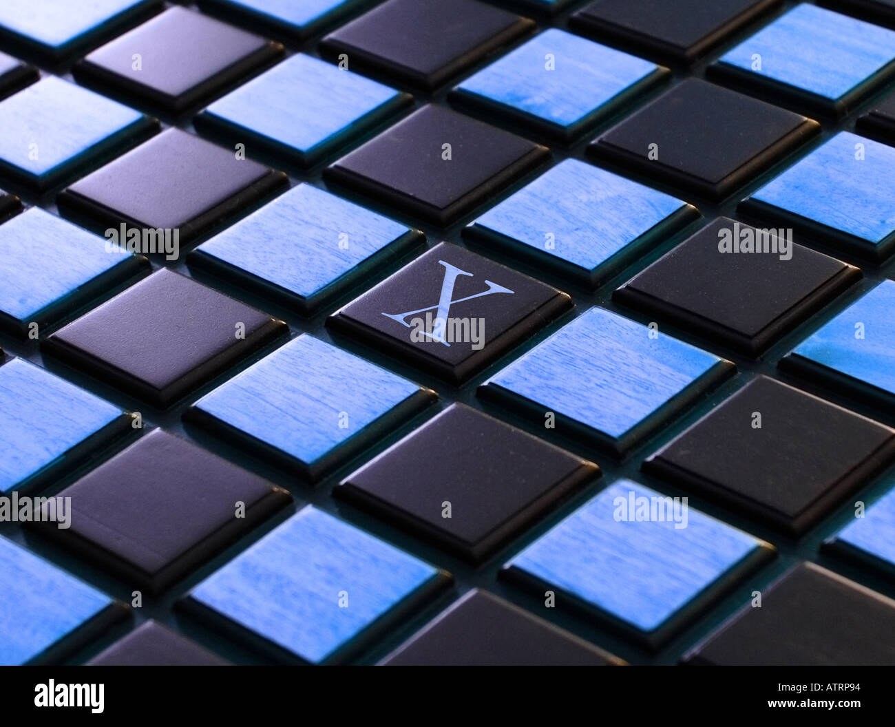 Lettre X sur milieu d'Échiquier Banque D'Images