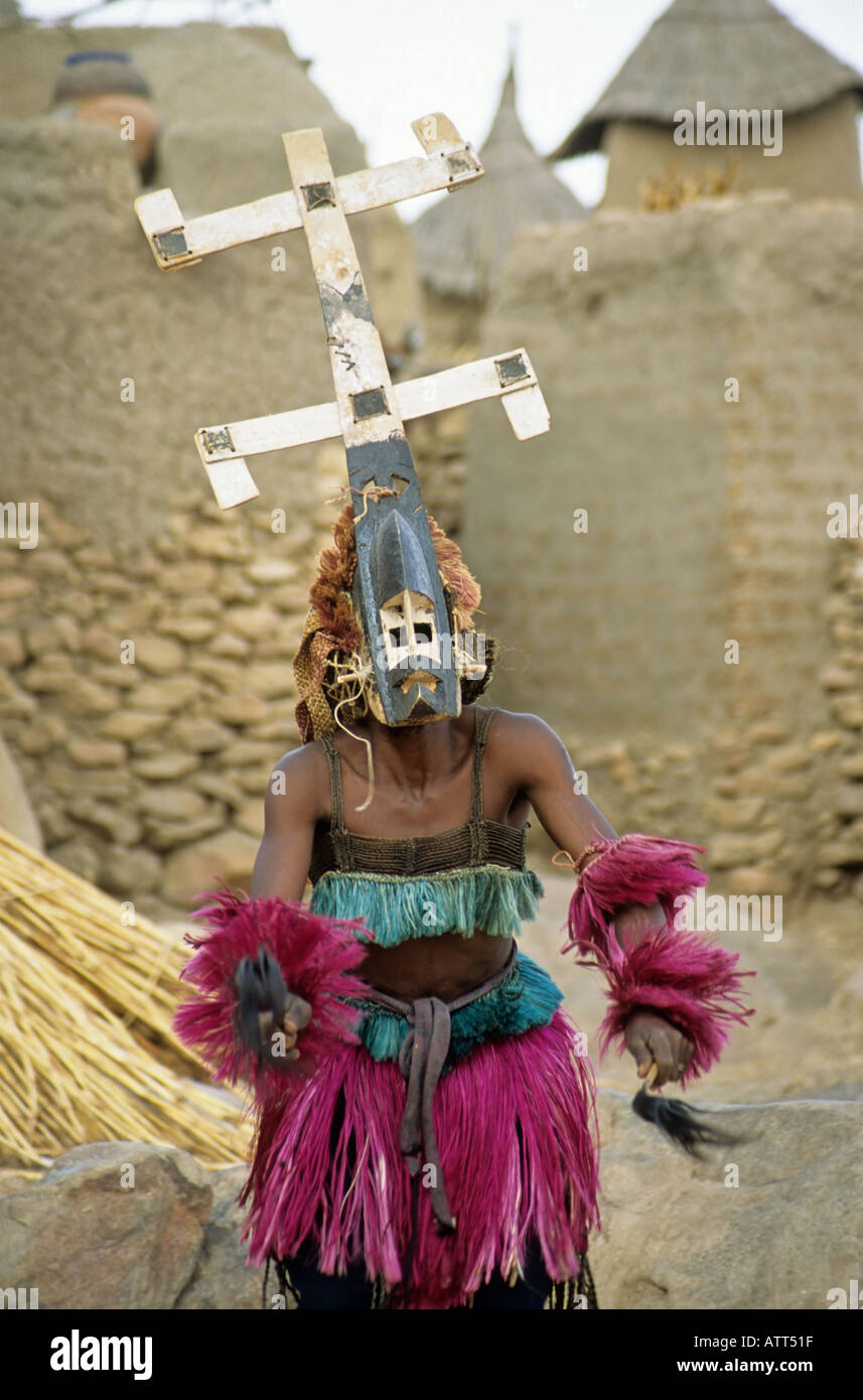Danse des masques dogons, Tirelli, Mali Banque D'Images