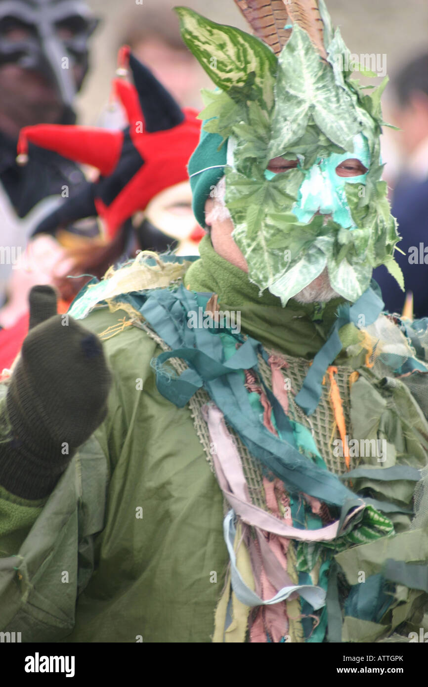 Festival les socs morris acteur homme vert face Banque D'Images