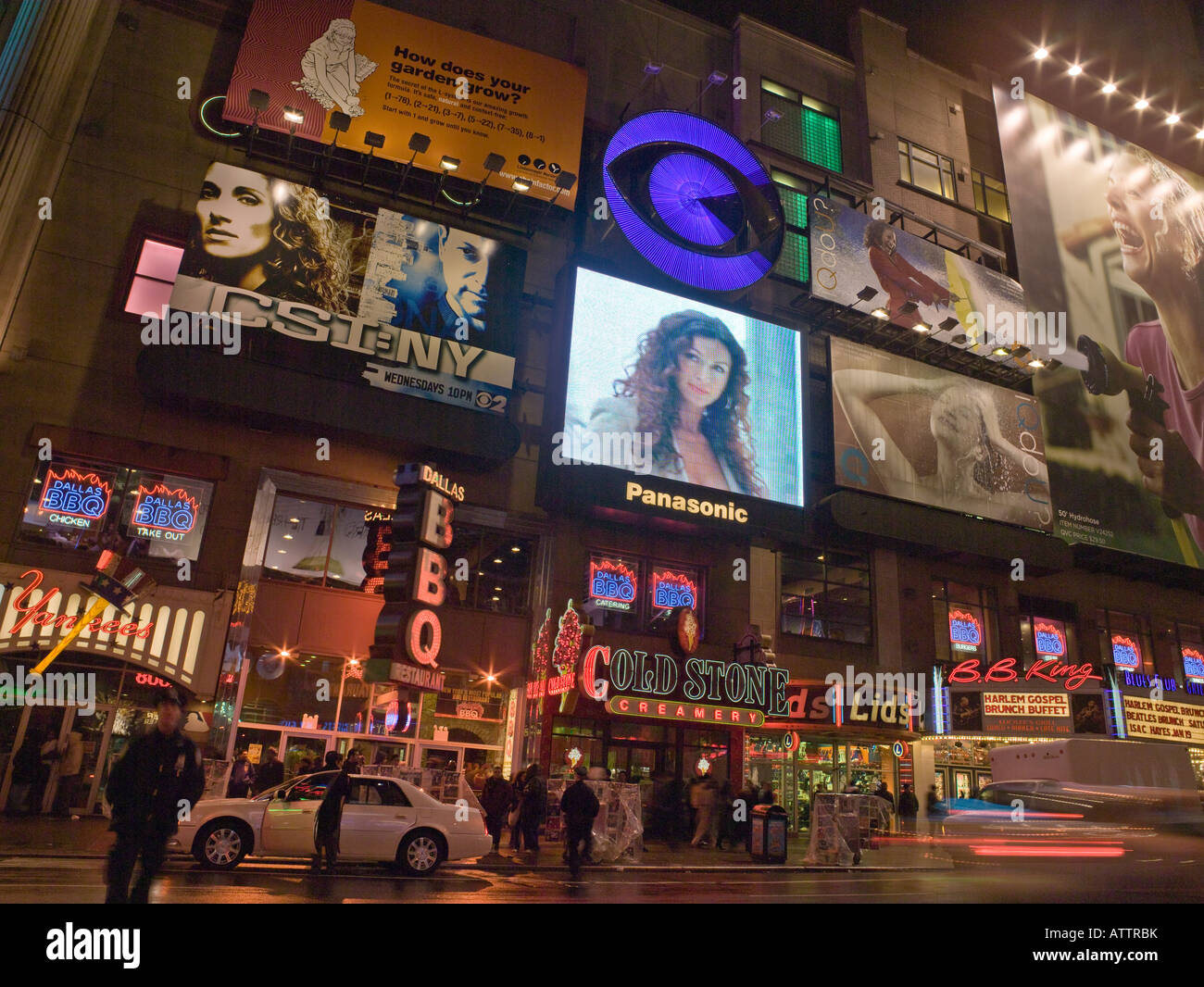 42e Rue, Times Square, New York USA la nuit Banque D'Images