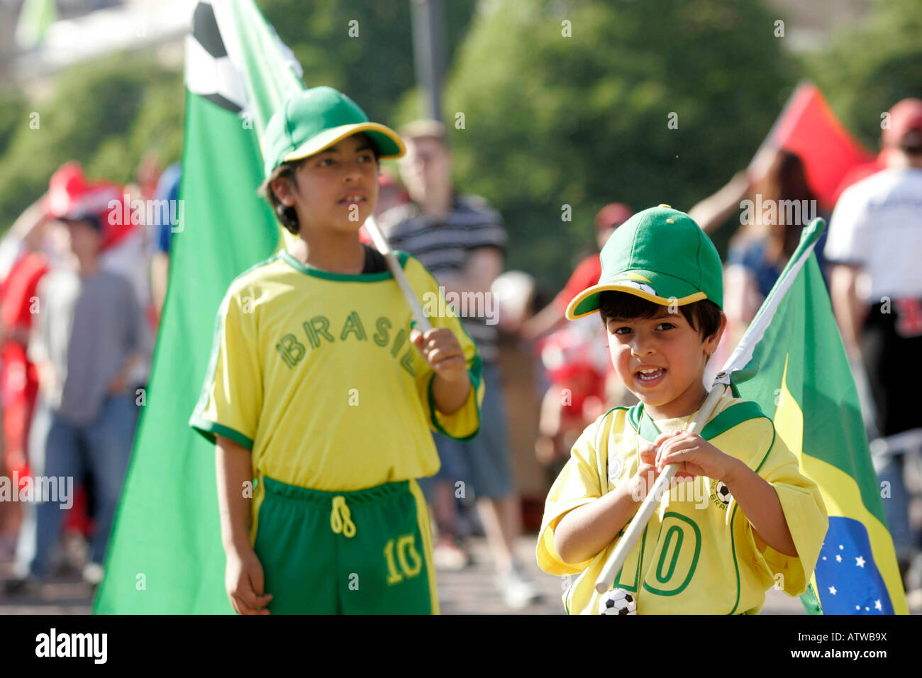 Brasilian soccer fans célébrant la coupe du monde 2006 Banque D'Images