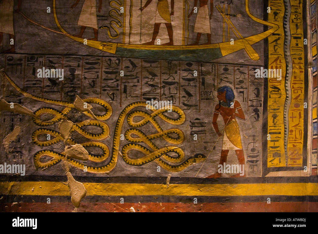 Peintures murales de l'intérieur tombe de la Vallée des Rois Luxor Egypte Afrique du Nord Banque D'Images