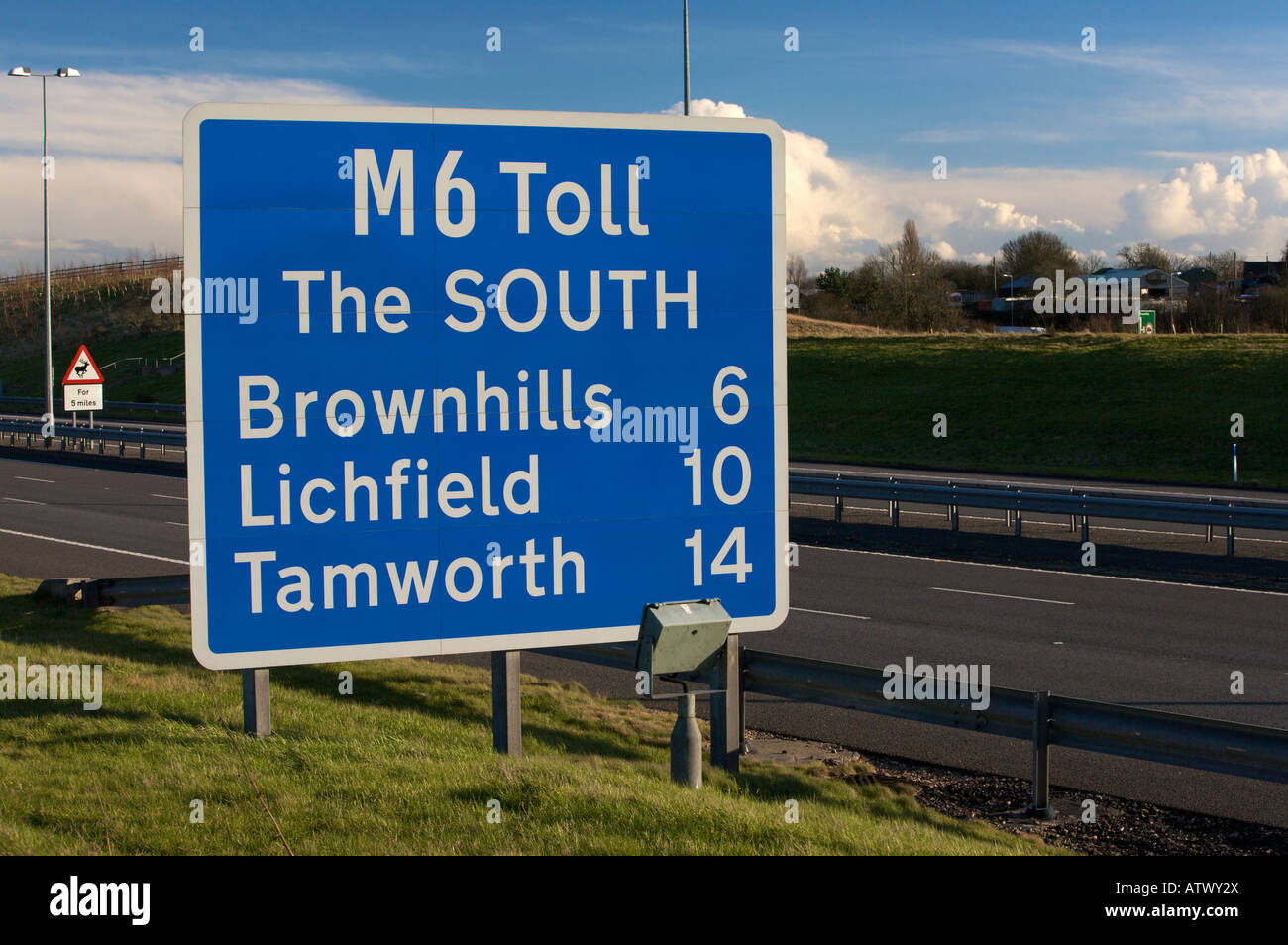 M6 Toll Road Sign Norton Canes Cannock Staffordshire England UK Banque D'Images