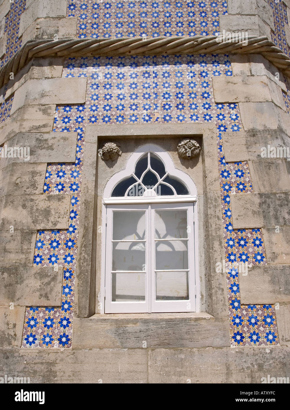 Sol carrelé Building Palácido Nacional da Pena Sintra Portugal Banque D'Images