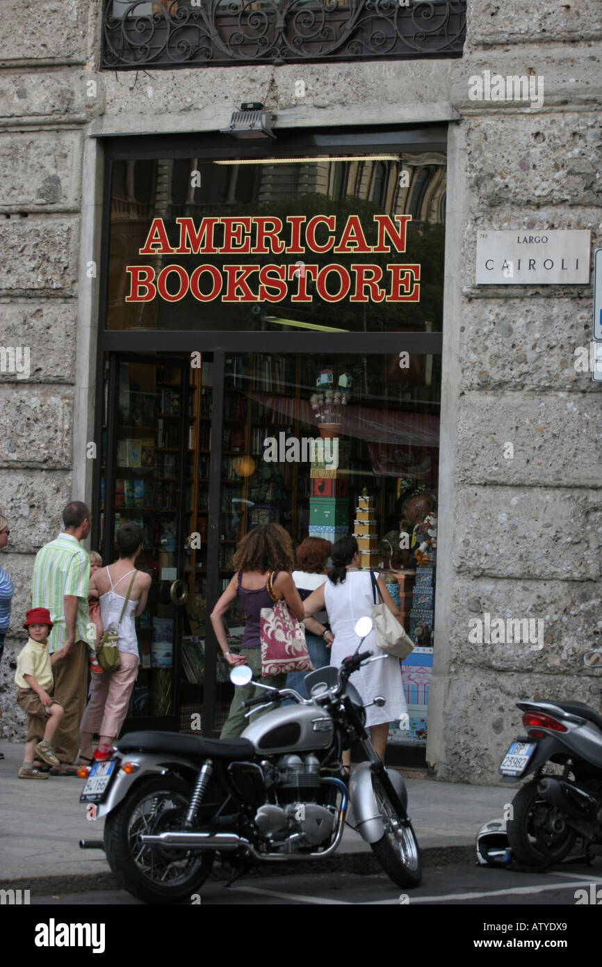 Largo Cairoli Milan Lombardie Italie Banque D'Images