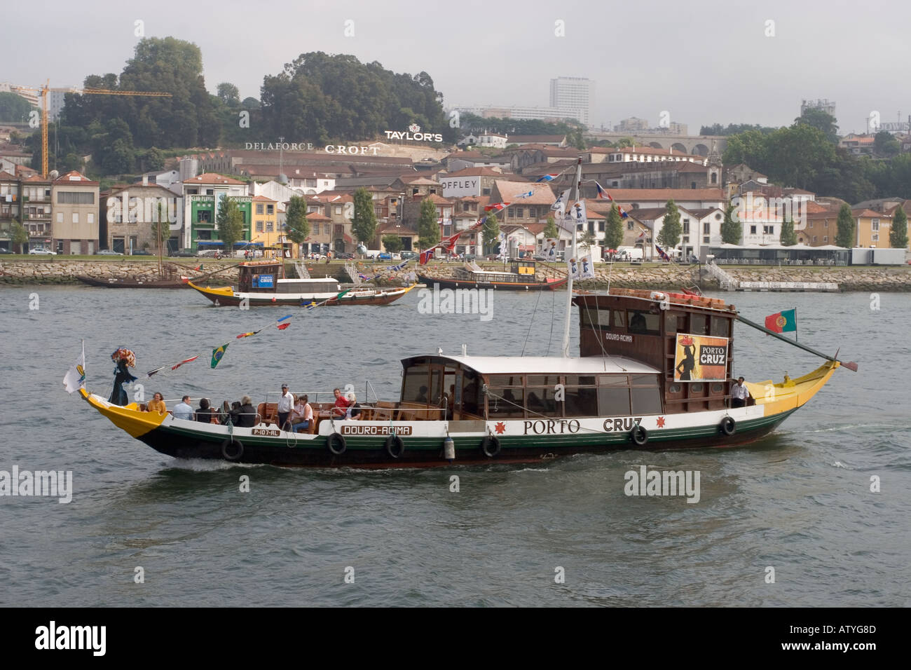 Les excursions en bateau sur le fleuve Douro, Vila Nova de Gaia, Portugal Banque D'Images