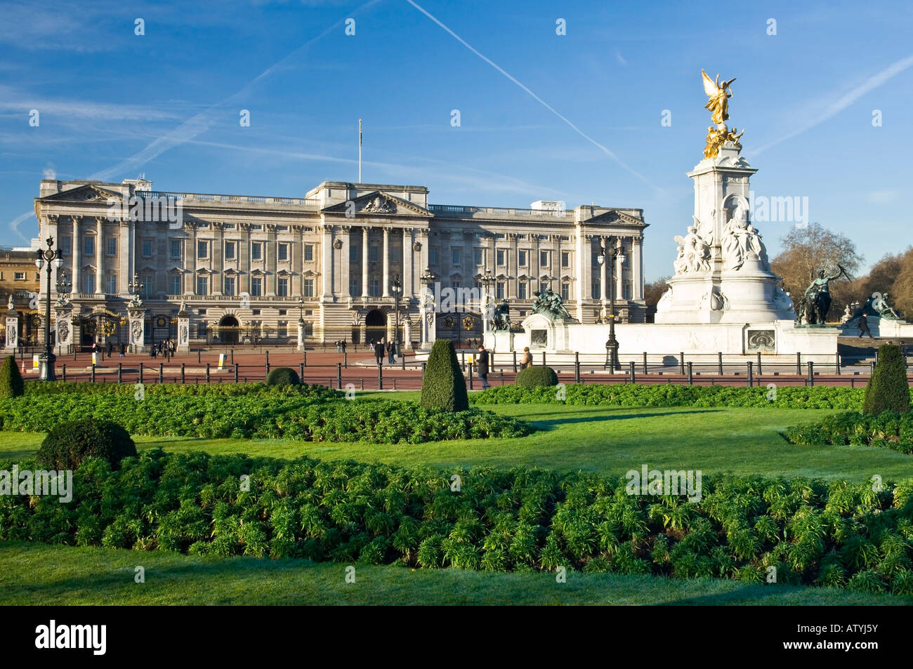 Victoria Memorial devant le palais de Buckingham Londres Angleterre Royaume-uni Banque D'Images