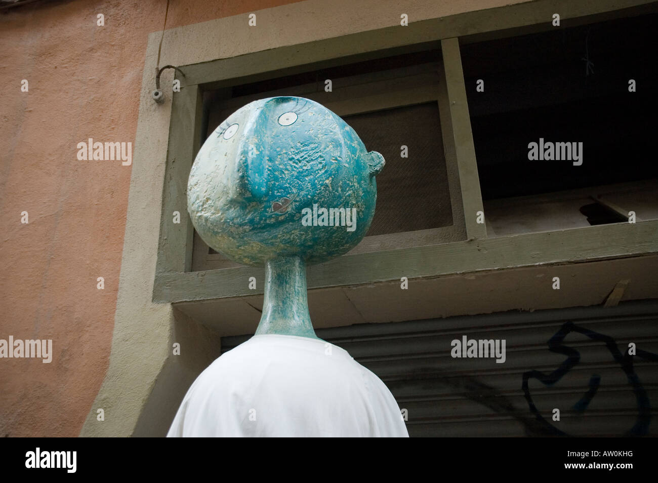 Lune dummy dans le quartier de Gracia festival. Barcelone, Catalogne, Espagne Banque D'Images