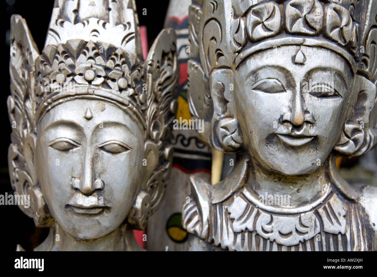 Statues de Bouddha argent Ubud Bali Indonésie Banque D'Images