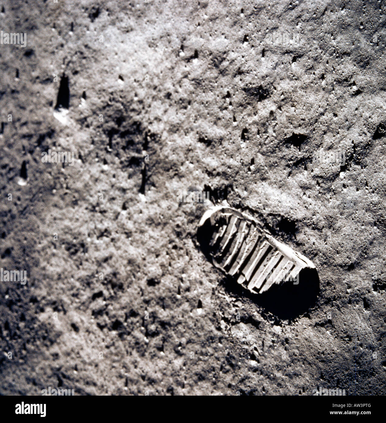 Vue de l'imprimé bootrin d'Edwin 'Buzz' Aldrin sur le sol lunaire l'un des premiers empreintes sur la lune lors de la mission Apollo 11 le 20th juillet 1969 Banque D'Images
