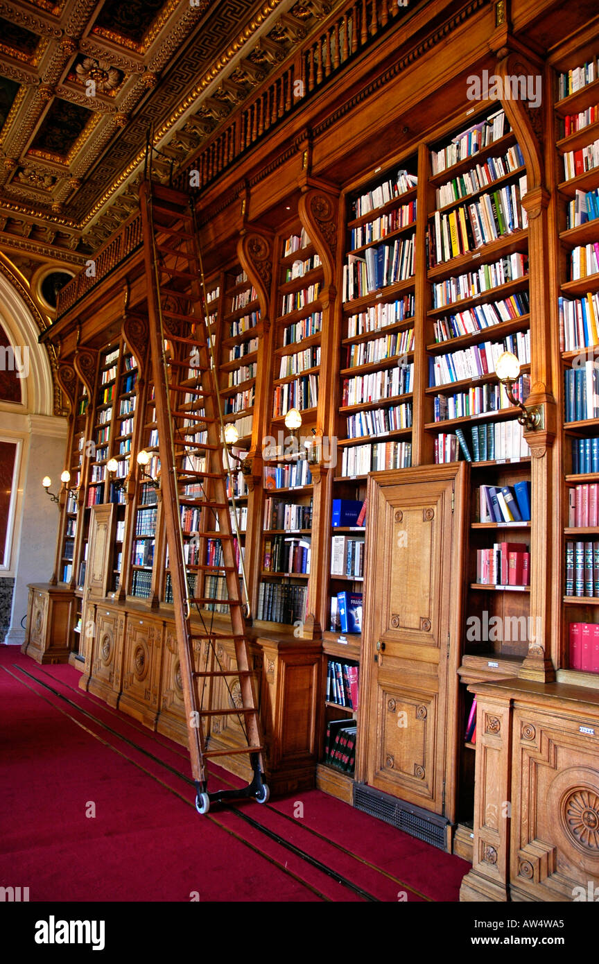 Le Sénat, Bibliothèque realyze par Alphonse de Gisors, Paris, France Photo  Stock - Alamy