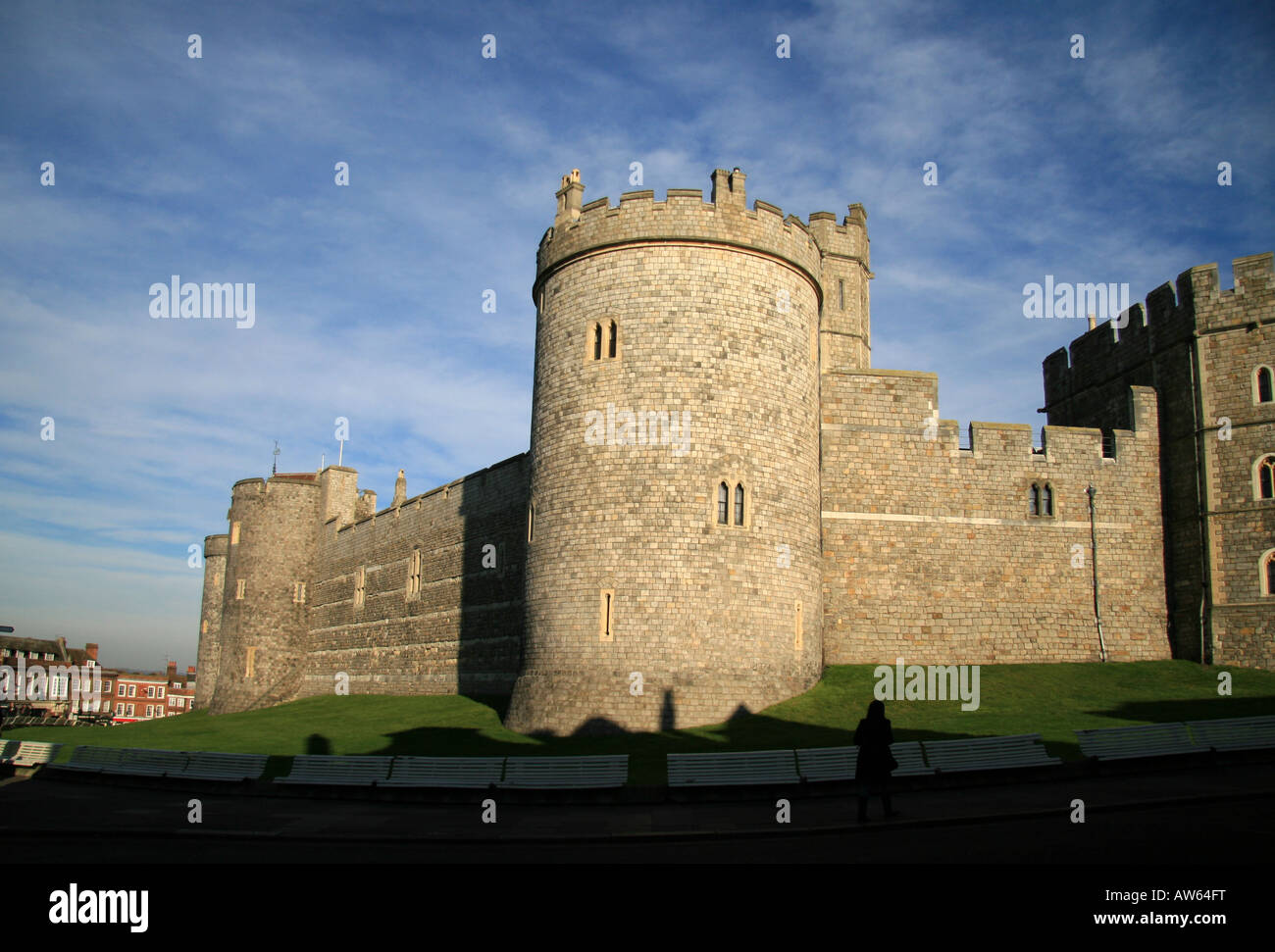 Couvre-feu Tower, Windsor Castle vu de Thames Street. Banque D'Images