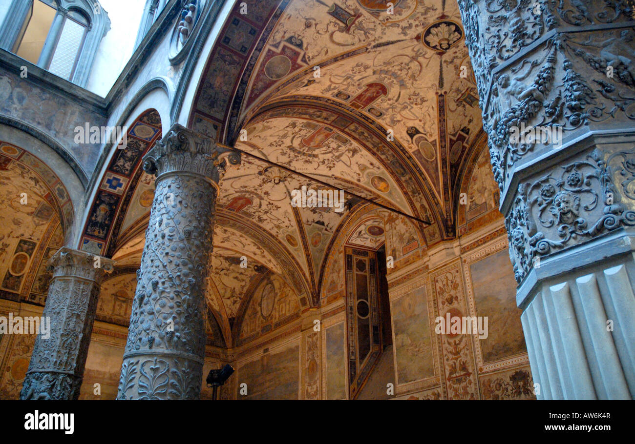 Cour intérieure du Palazzo Vecchio, Florence Italie Banque D'Images