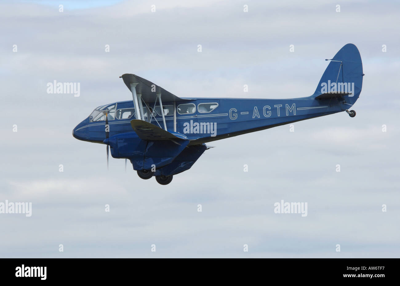 DH18 DeHaviland Rapide en vol avion Banque D'Images