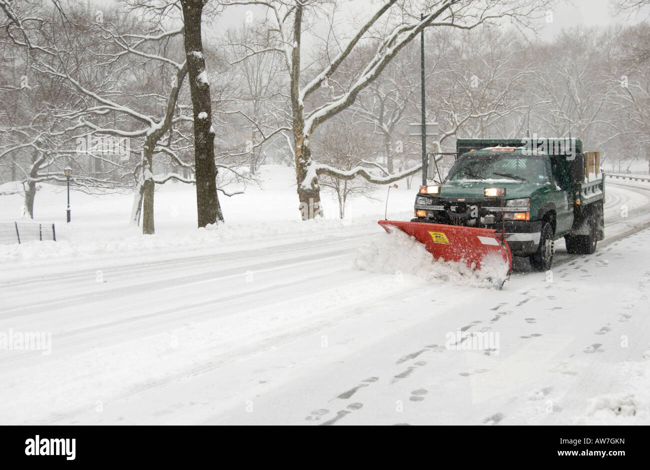 Chasse-neige dans Central Park NYC Banque D'Images