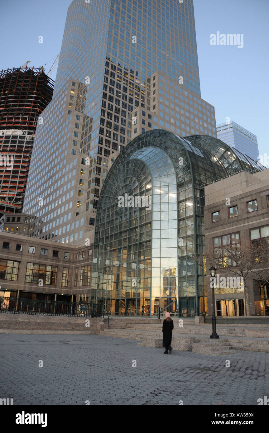 Le Jardin d'hiver du World Financial Center à Battery Park City, Manhattan, est un pavillon. Banque D'Images