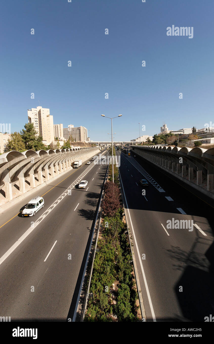 Israël Jérusalem Route Menahem Begin Banque D'Images