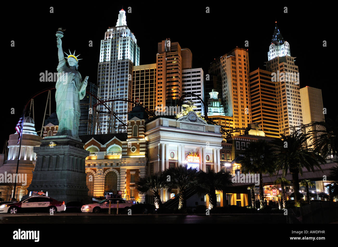 Hôtel New York New York, Las Vegas at Night Banque D'Images